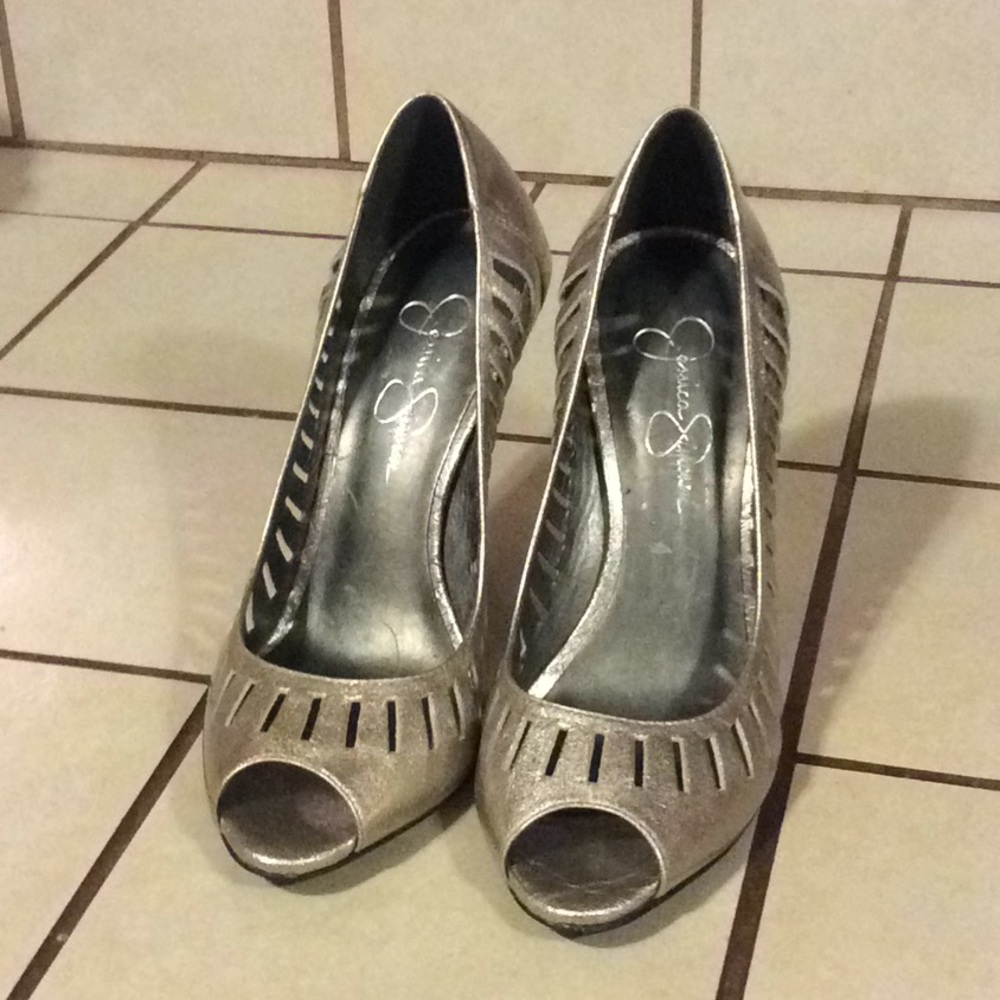 Jessica Simpson  silver  heels